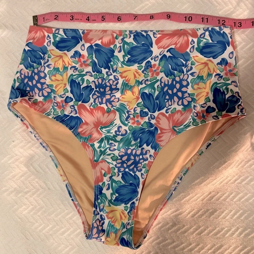Faithfull The Brand / Revolve Chaumont Bikini Bottoms in Jemima Floral Size M - Picture 5 of 7